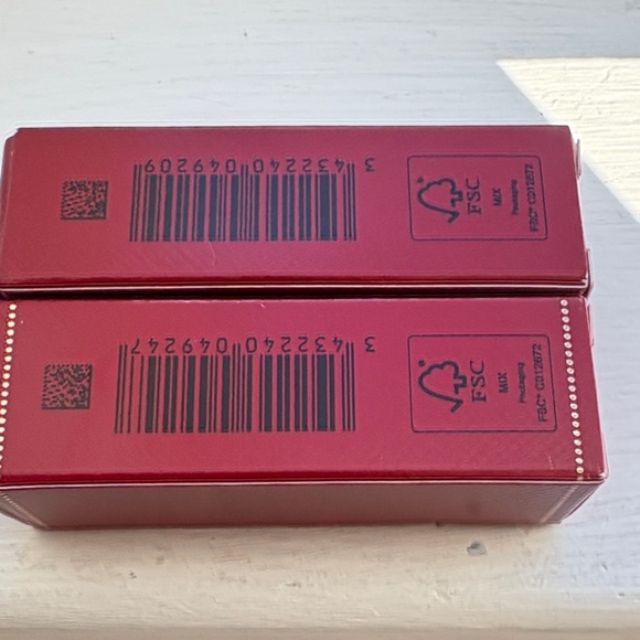 Cartier Pasha and Oud & Santal Fragrance Duo in Red Packaging - Picture 2 of 2